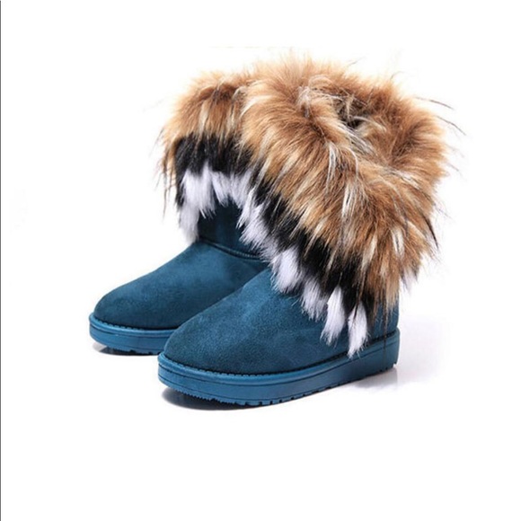Turquoise blue faux fur trim winter boots NEW - Picture 3 of 3